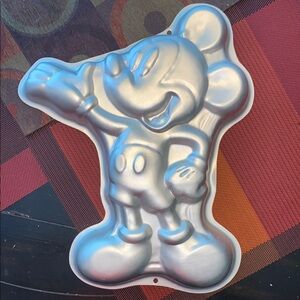 Wilton Silver Mickey Mouse Cake Pan